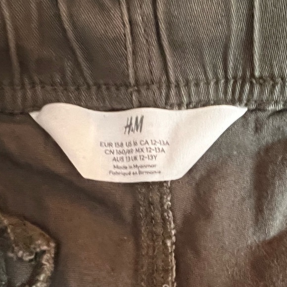 H&M big boys green Cotton twill joggers/size 16 - Picture 9 of 9